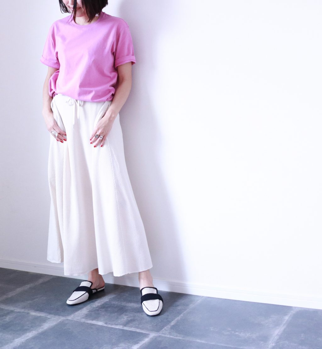 連休明けは楽におしゃれ見え！GU「ワッフルフレアロングスカート」着回し術