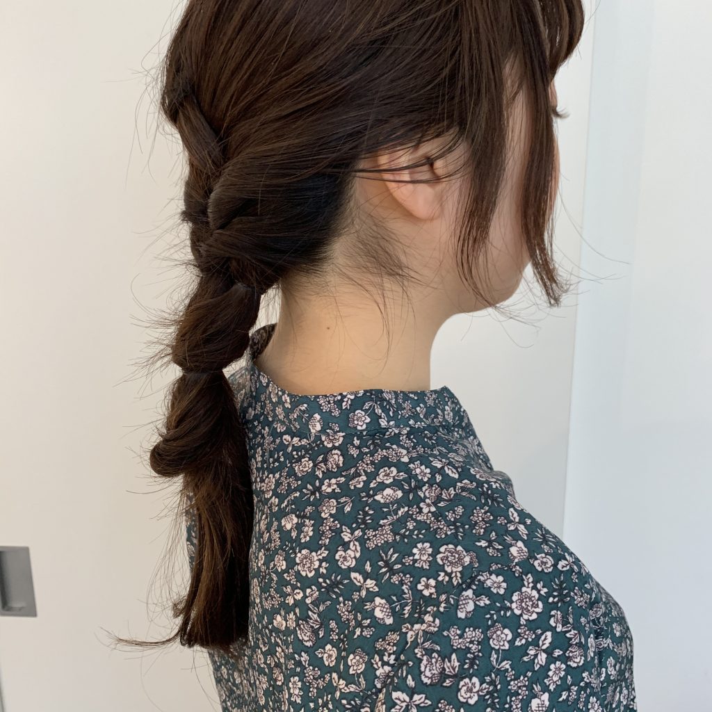 ふんわりナチュラルが可愛い♪編みおろしヘアアレンジの作り方