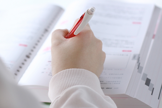 日々の積み重ねって大切！働きながら「勉強する時間」を作るヒント