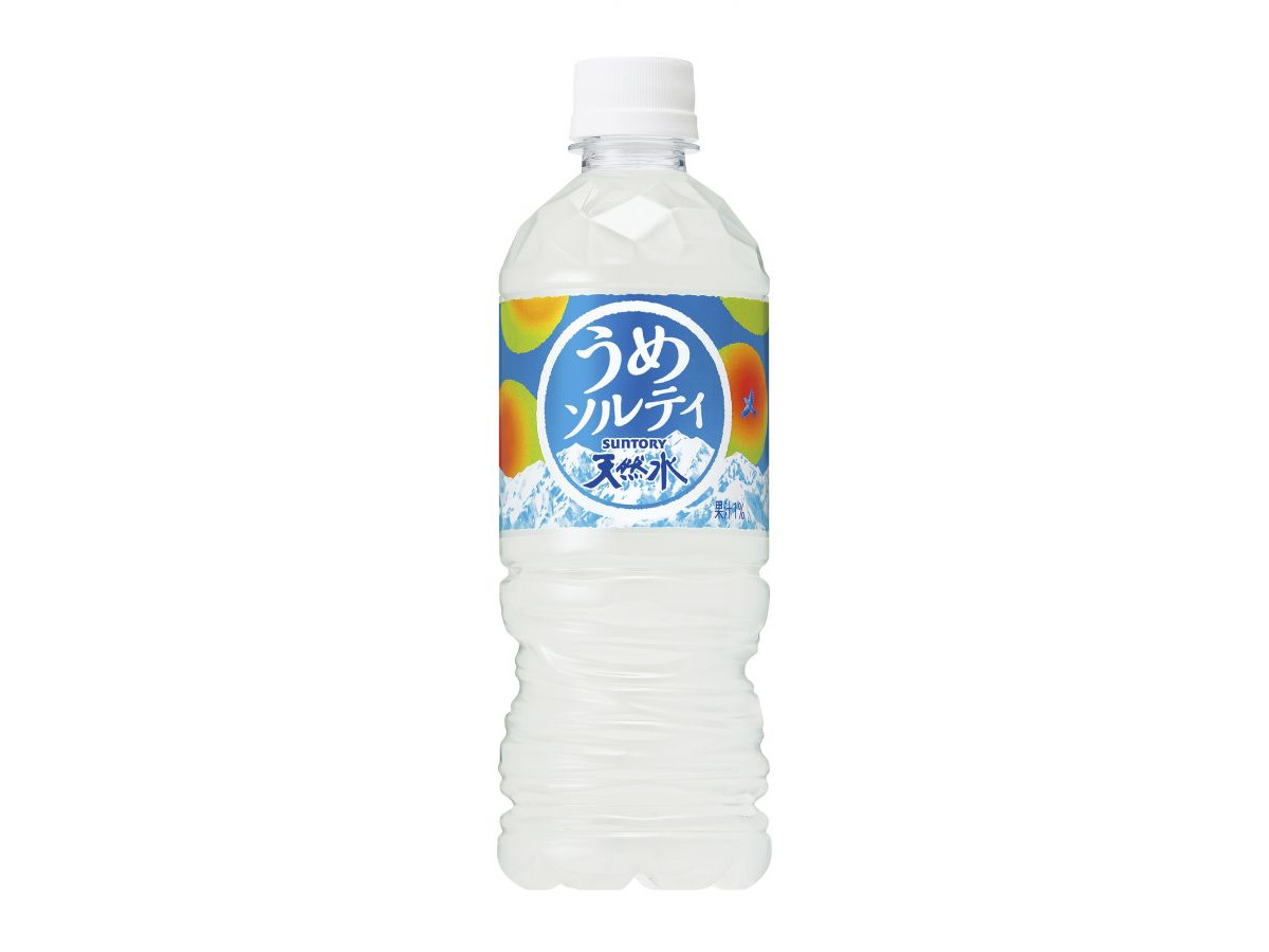 スッキリした甘さが◎熱中症対策ドリンク『サントリー天然水 うめソルティ』