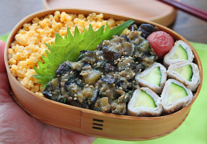 夏の定番にしたい!簡単おいしい「なすと大葉のそぼろ」のお弁当
