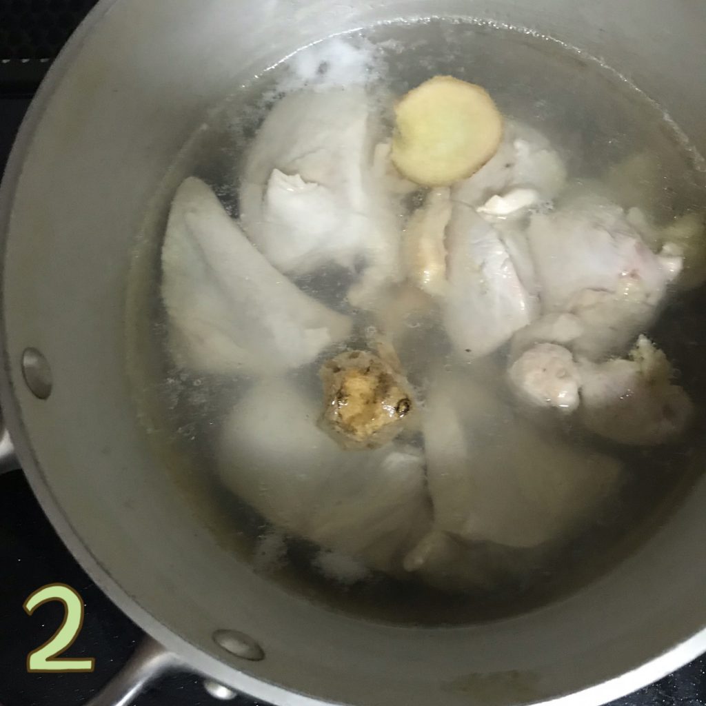使いまわせる作り置き!簡単ベンリな「鶏むね肉の酒蒸し」