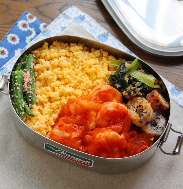 プリプリ食感のごちそうおかず！「簡単エビチリ」のお弁当