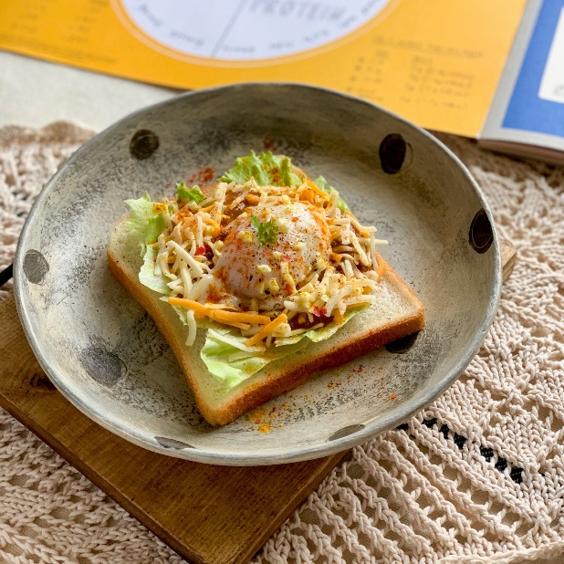 忙しい朝もアウトドアもおまかせ！「チルド＆冷食系」ホットサンドレシピ3種