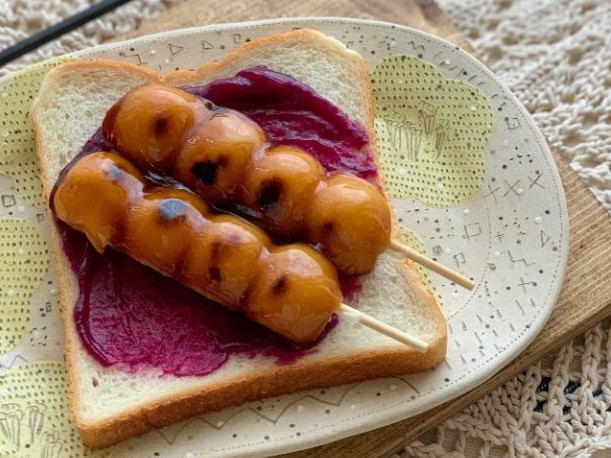 プリンやお団子も！市販スイーツで簡単「甘系ホットサンド」レシピ3種