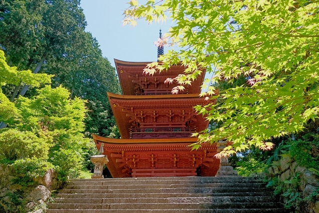 三重塔