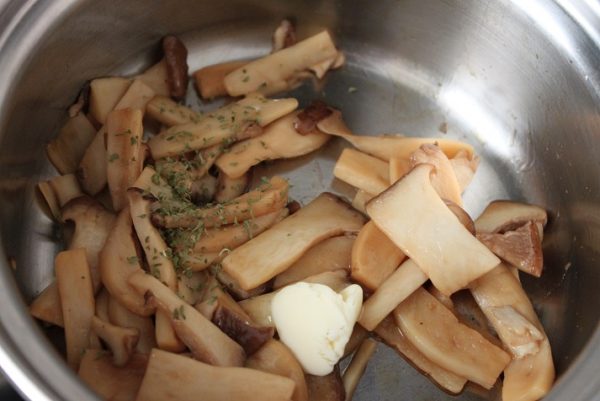 地味だけどおいしい簡単おかず！「エリンギのうま煮 バター風味」