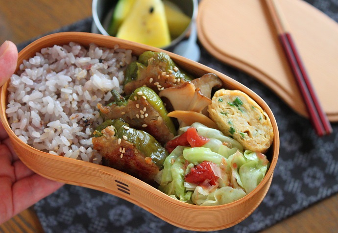 レンジであっという間！夏のお弁当おかず「キャベツの梅おかか和え」