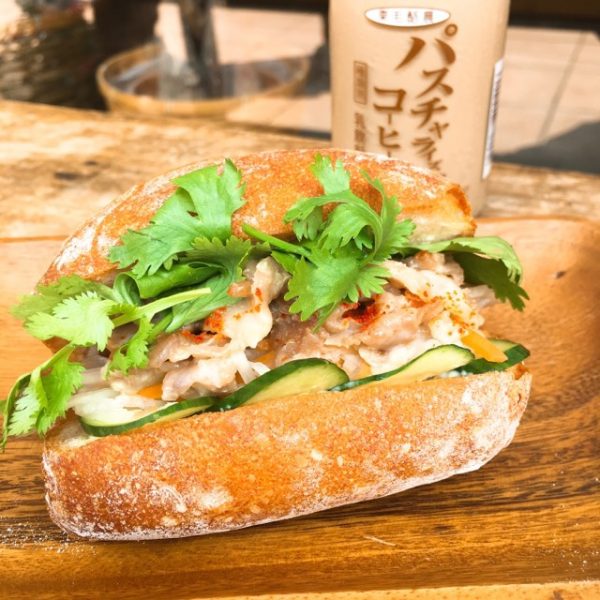 【新百合ヶ丘】口どけ感、半端ない!箱入り食パンが人気のパン屋さん「nichinichi」