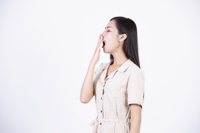 午後は誰でも眠くなる！「昼寝」が効率アップにつながる理由とは