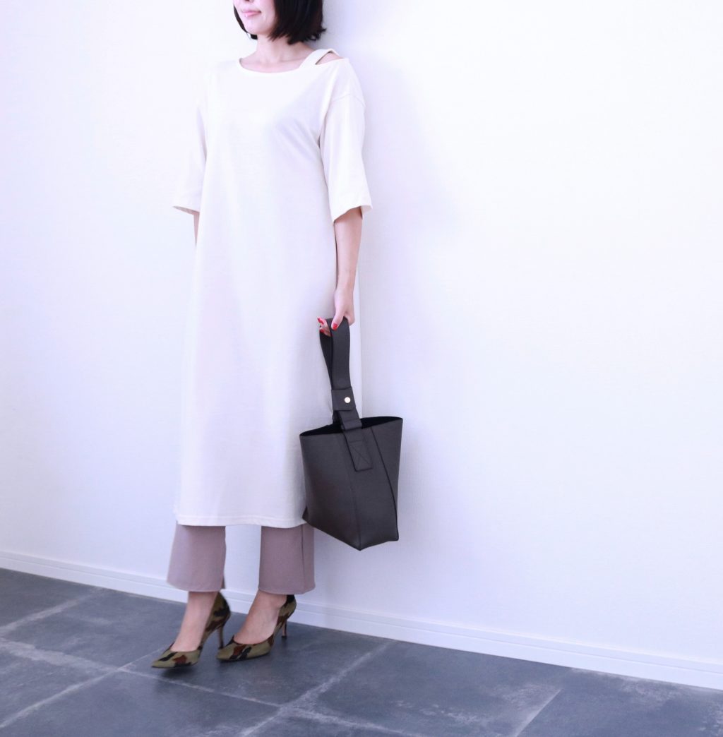 GUなら揃う!今から秋まで使える「ラテ色コーデ」