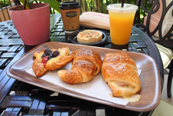 Royal Hawaiian Bakery (ロイヤルハワイアンベーカリー)