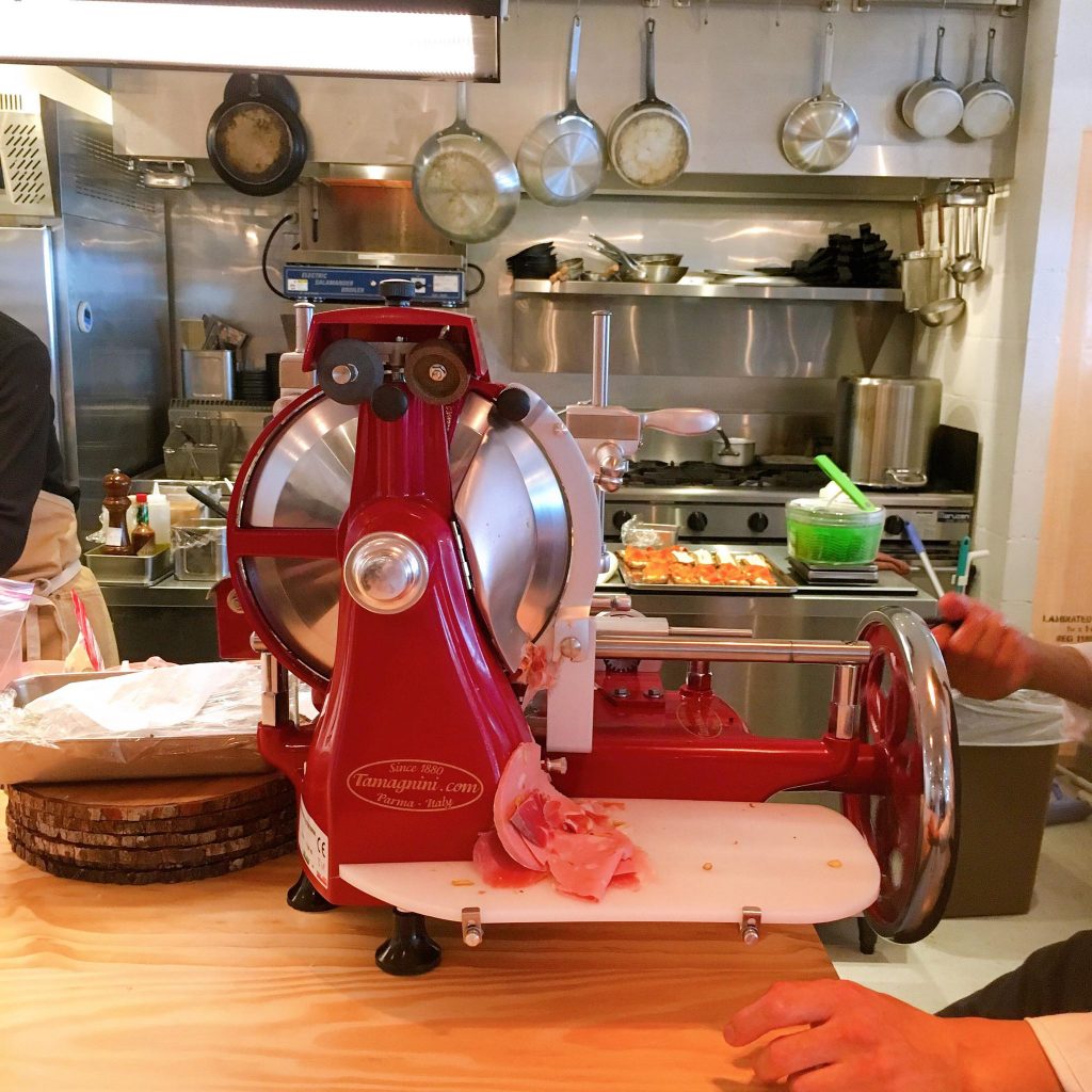 【浜松町】魅力いっぱいモーニングが揃った新ベーカリー「BARTIZAN Bakery&Cafe」