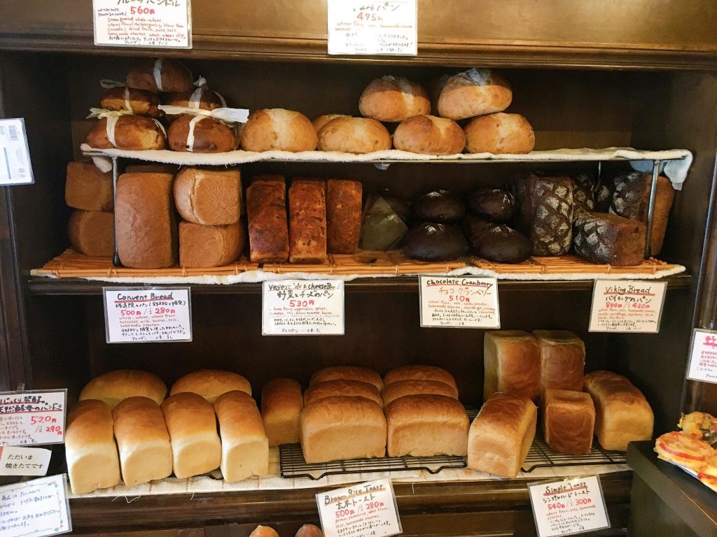 【湯河原】行列必至でも食べたいパンがある!「ブレッド&サーカス」