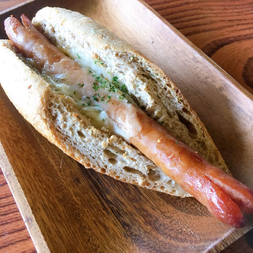 【湯河原】行列必至でも食べたいパンがある!「ブレッド&サーカス」
