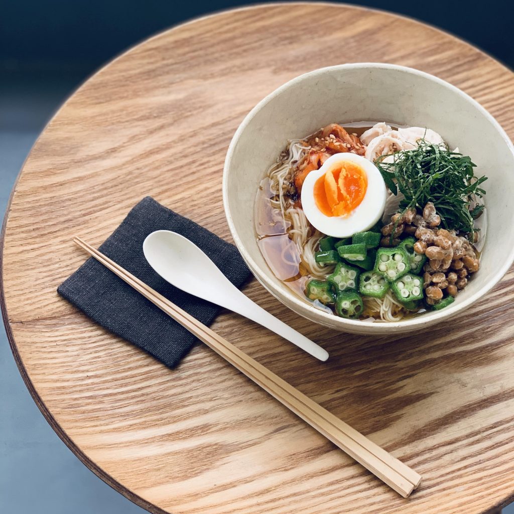 5分で簡単「納豆キムチ素麺」