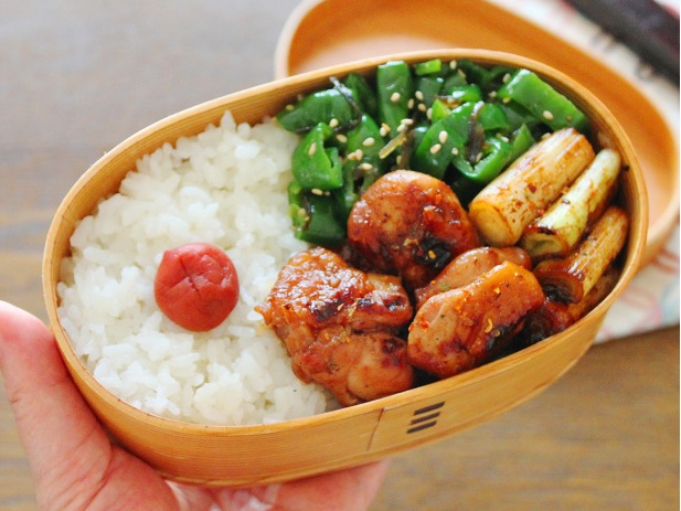 焼肉のたれで時短簡単！洗い物もラクラク「焼き鳥丼弁当」