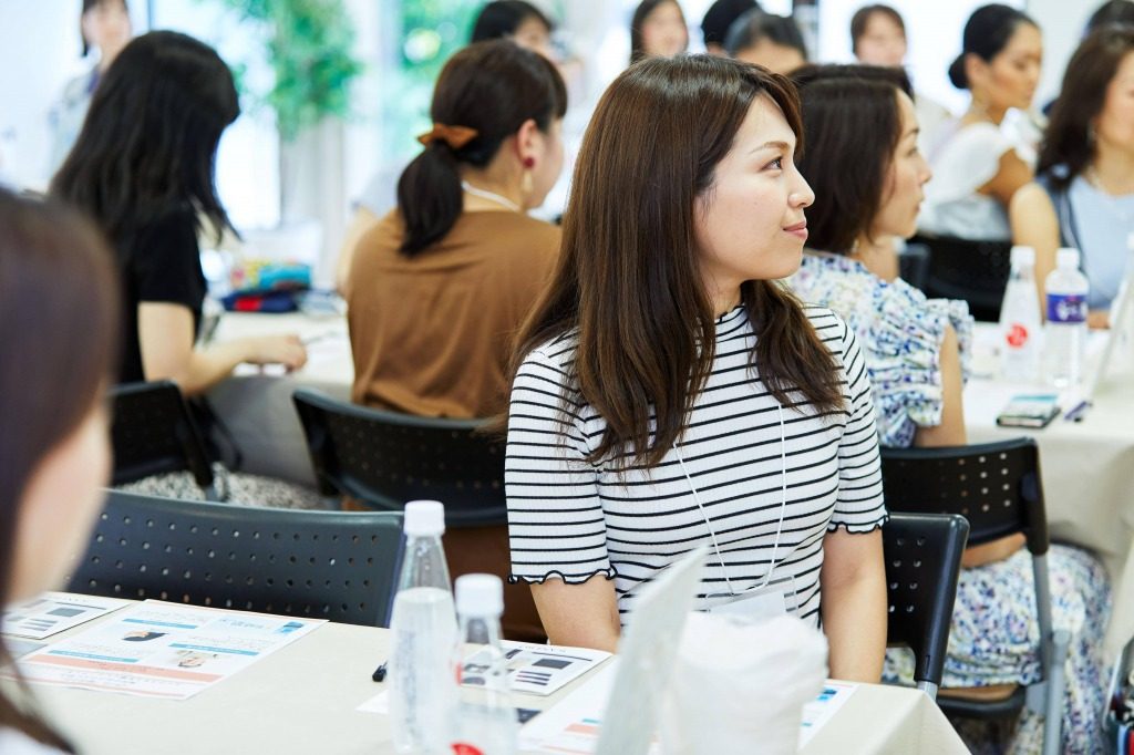 長井かおりさんに学ぶ!時短なのに崩れない朝美人メイク術