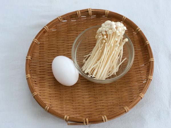 卵とえのき