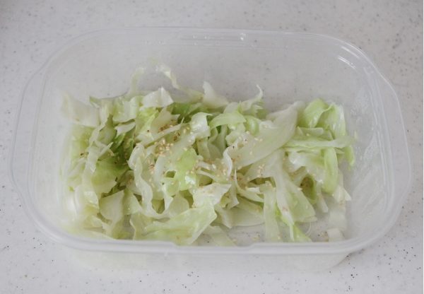 蒸しキャベツのナムル