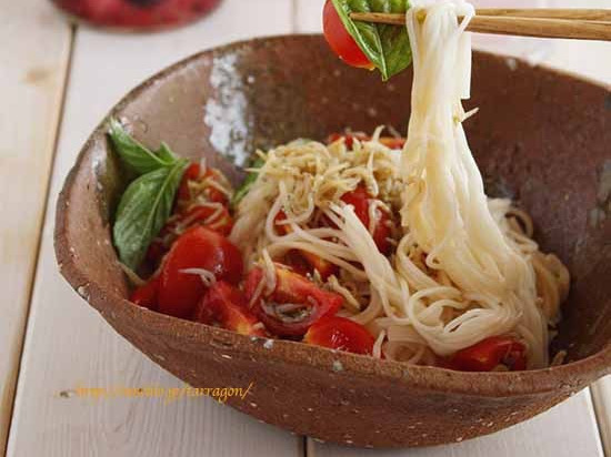 めんつゆで簡単!トマトとしらすが相性抜群「イタリアンそうめん」 by:タラゴン(奥津純子)さん