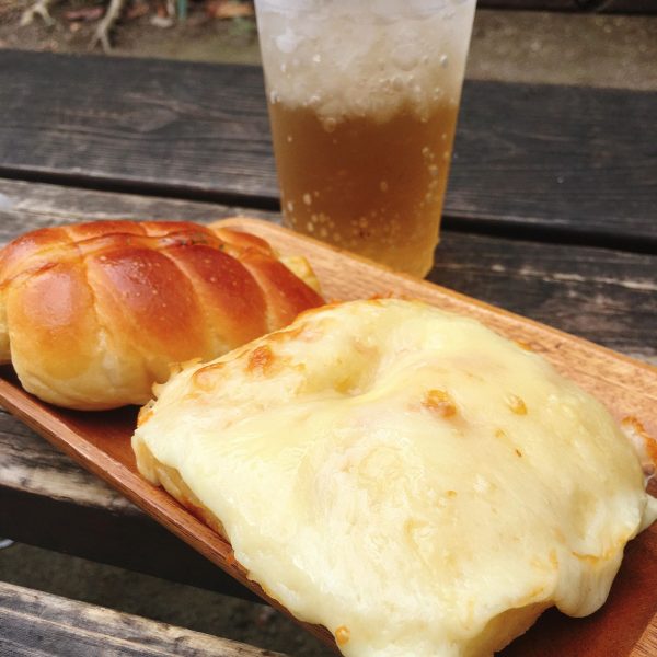 【都立大学】とろーり美味!チーズパンが大人気のベーカリー「満寿屋商店」