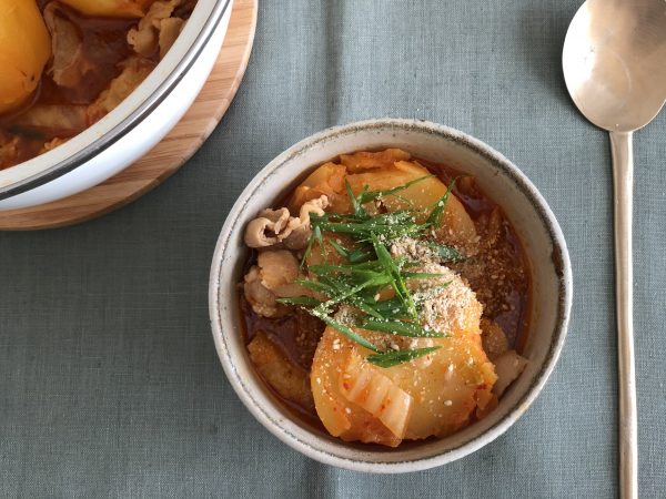免疫力アップ!豚ばら肉を使えば簡単「カムジャタン風スープ」