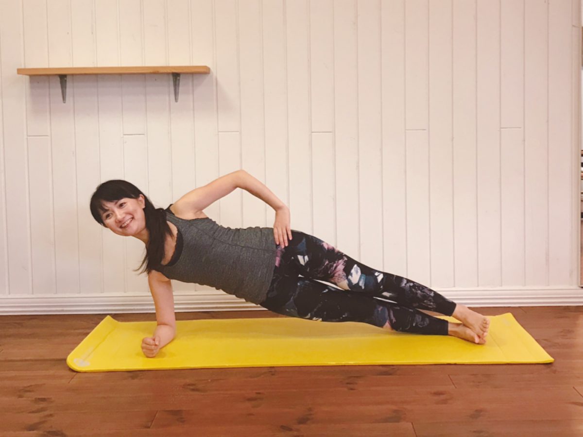 1分で引き締め効果バツグン！全身の「たるみ」が消える2週間エクササイズ