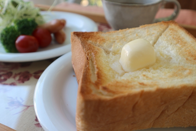 買う基準は“価格”と“〇〇”!? みんなが好きな「食パン」の実態とは？