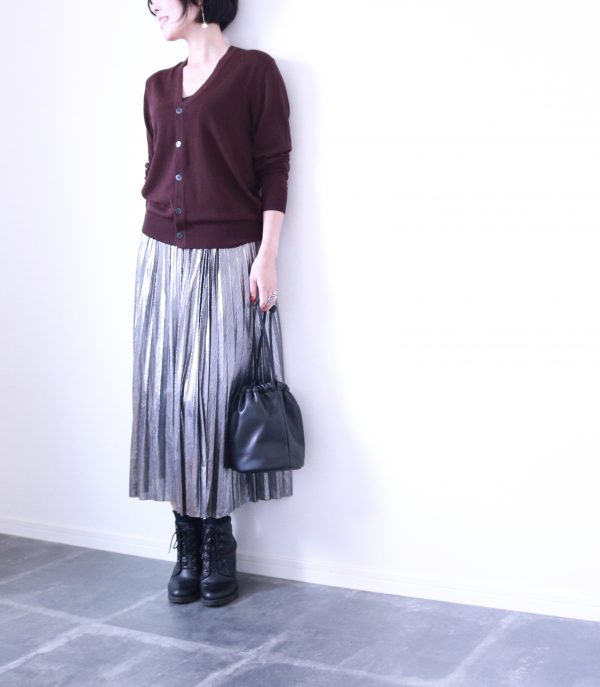 欲しい色が見つかる!女子が着回す「UNIQLOのメンズニット」コーデ
