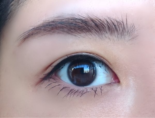 目元