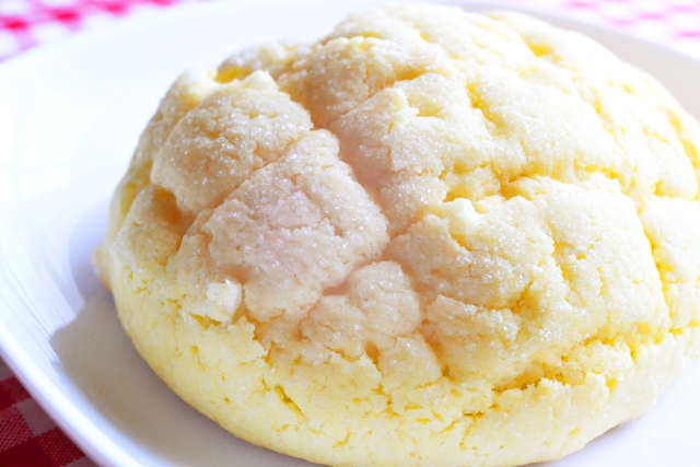駅や近所で手軽に買えちゃう♪私のおすすめ「メロンパン」2つ