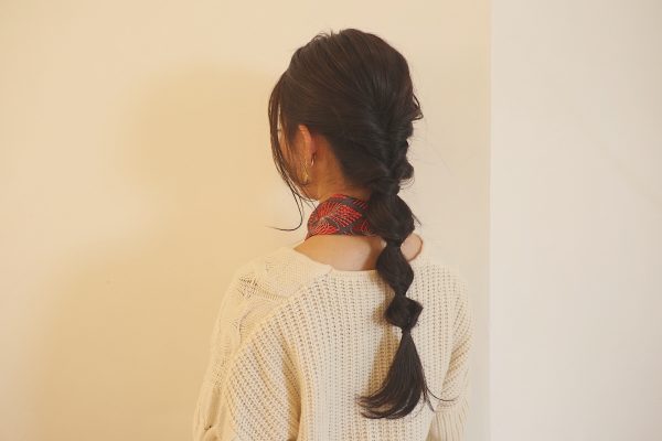 くるりんぱだけで簡単!可愛さUP「ひとつ結び」ヘアアレンジ♪