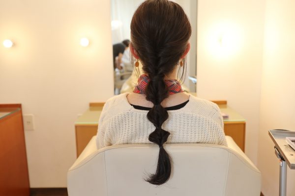 くるりんぱだけで簡単!可愛さUP「ひとつ結び」ヘアアレンジ♪