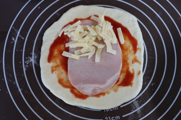 カルツォーネ