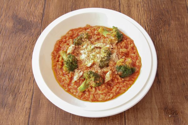 冷やご飯＋レンジでパパッと完成！簡単「トマトリゾット」