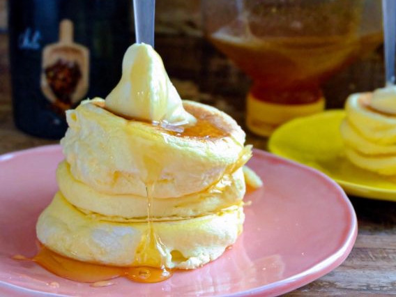 毎朝のおうちカフェが癒し♪最愛「パンケーキ」を楽しむ私の朝時間