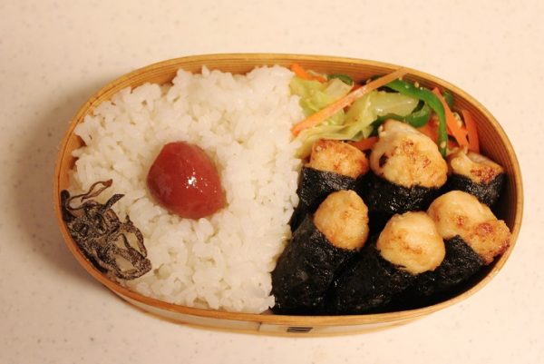 2品弁当の詰め方