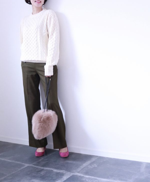 永遠のベーシック♪UNIQLO「ケーブルニット」着回しコーデ
