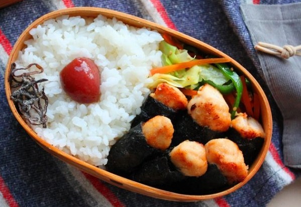 ワンボウルで時短簡単！「のり巻きチキン」「レンジナムル」2品弁当