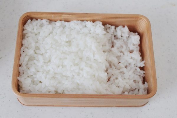2品弁当の詰め方