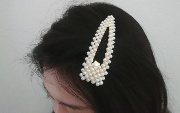 「パールピン」を使ったヘアアレンジ