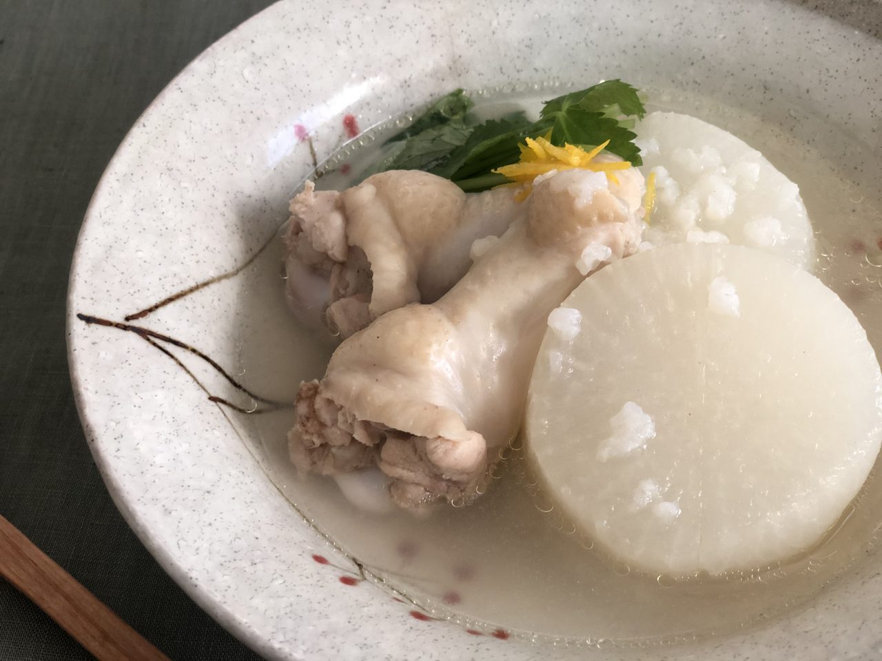 年末年始の食べ過ぎを解消！消化を助ける「ふろふき大根」