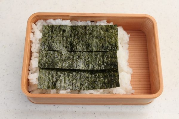 2品弁当の詰め方プロセス