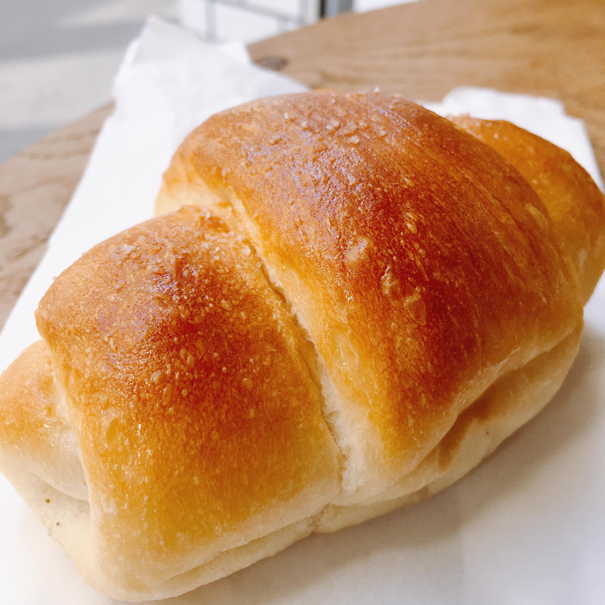 【三軒茶屋】白トリュフ入り180円！コスパが良すぎる「トリュフベーカリー」の塩パン