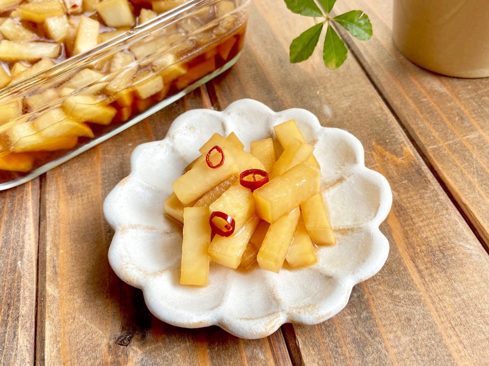 ポリポリ食感にやみつき！簡単「大根の南蛮漬け」の作り置き