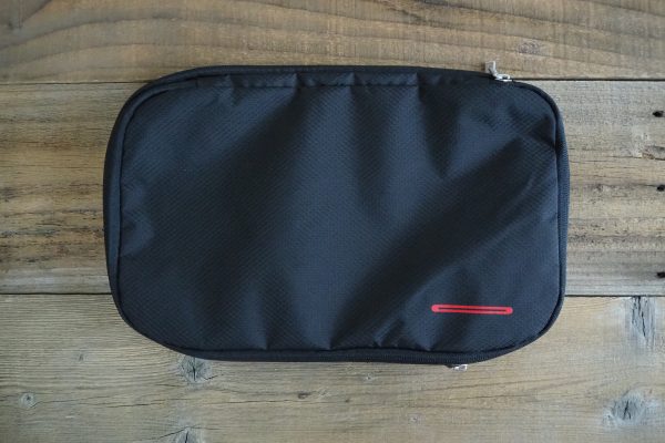 ファスナーを閉めるだけで圧縮完了!私のおすすめ「圧縮バッグ」