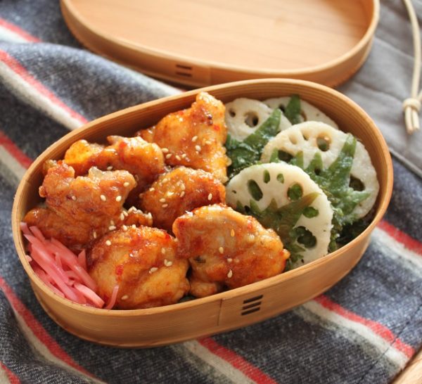 フライパンで簡単!「鶏のピリ辛照り焼き」「大葉れんこん」2品弁当