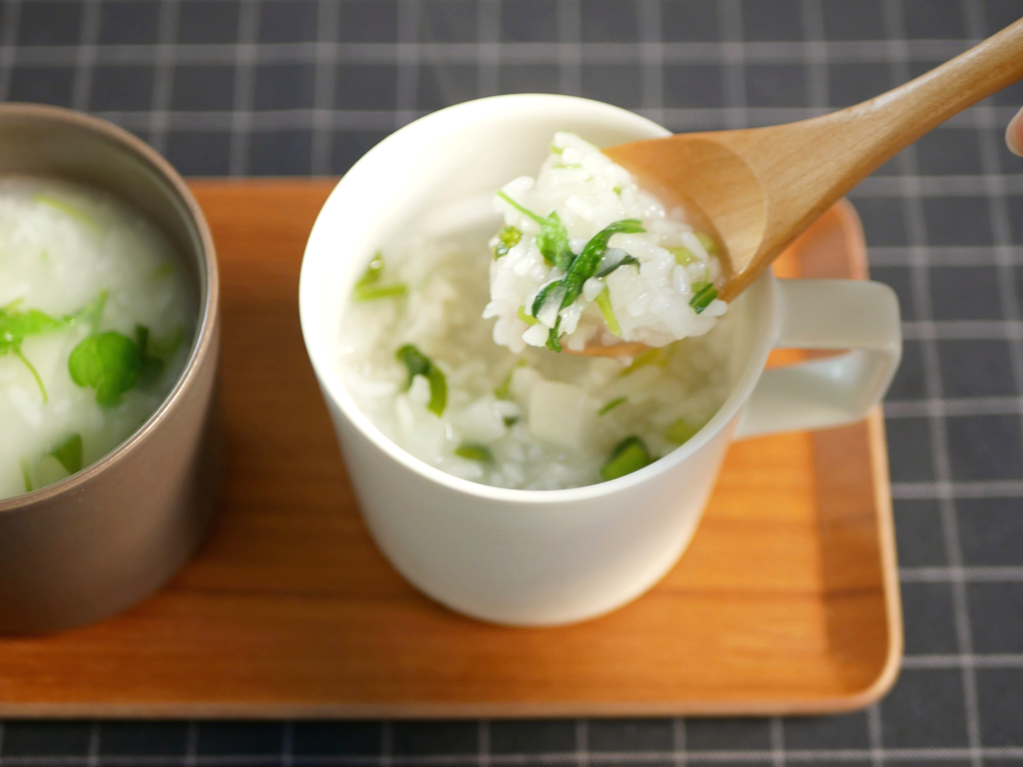 一人暮らしさんでもできる！レンジで簡単「マグカップ七草がゆ」