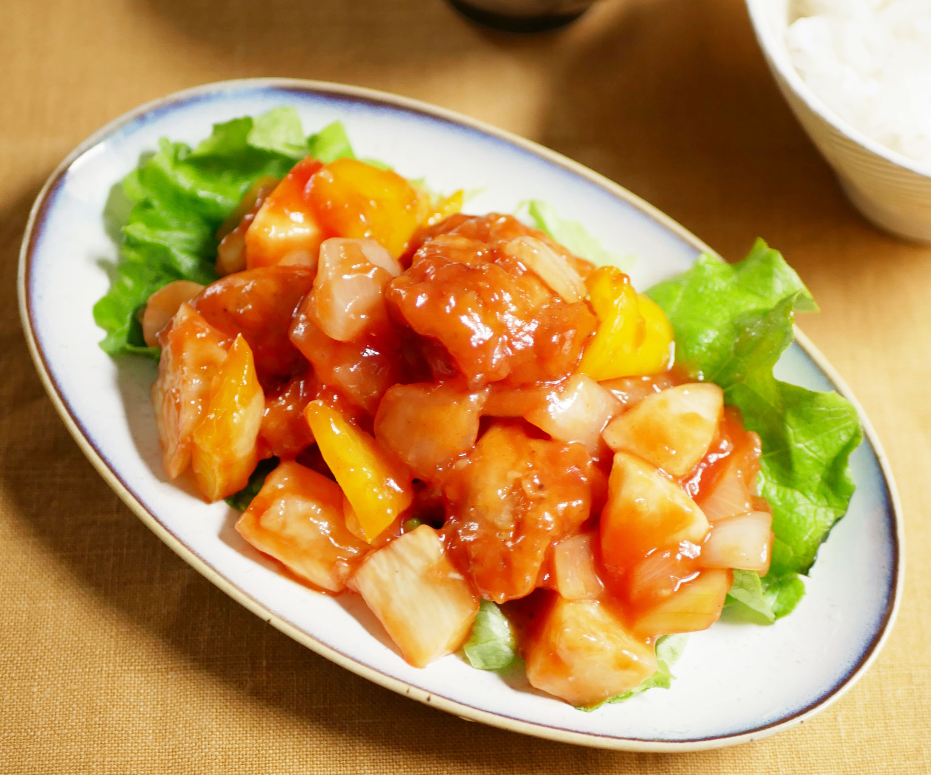 市販の唐揚げを簡単リメイク！ご飯がすすむ「レンジ酢鶏」